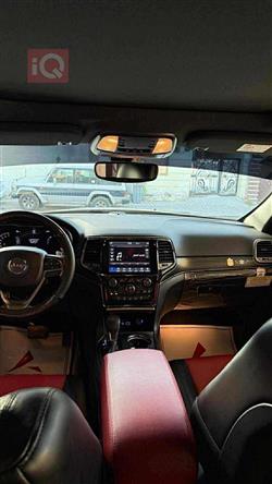 جيب جراند شيروكي